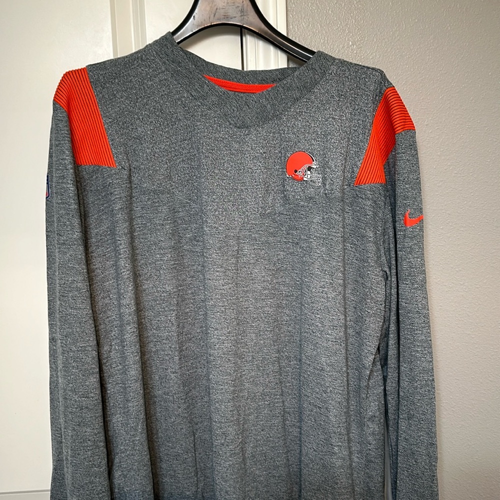 Nike dri fit browns xl nwt